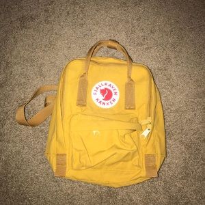 Fjallraven Kanken Mini (ochre)